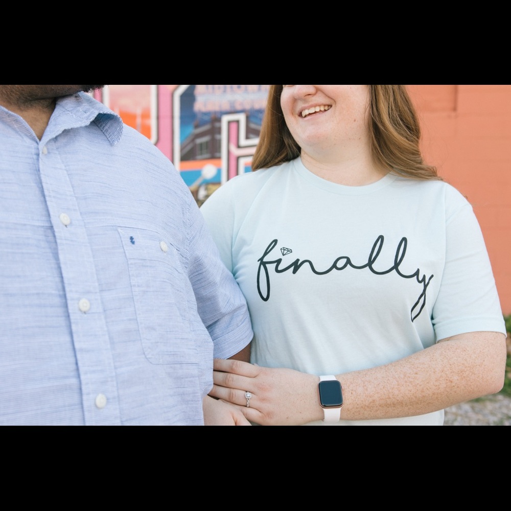 💍 Finally 💍 Tee - Picture 2 of 3